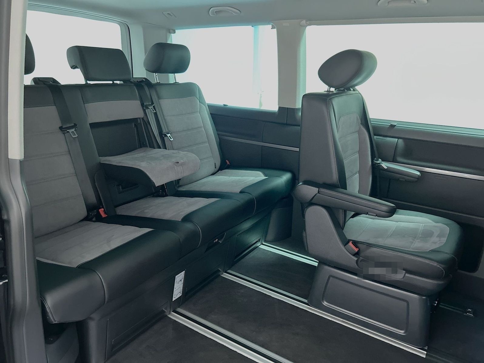 Volkswagen T6.1 Multivan 2.0 TDI DSG Generation Six foto 22