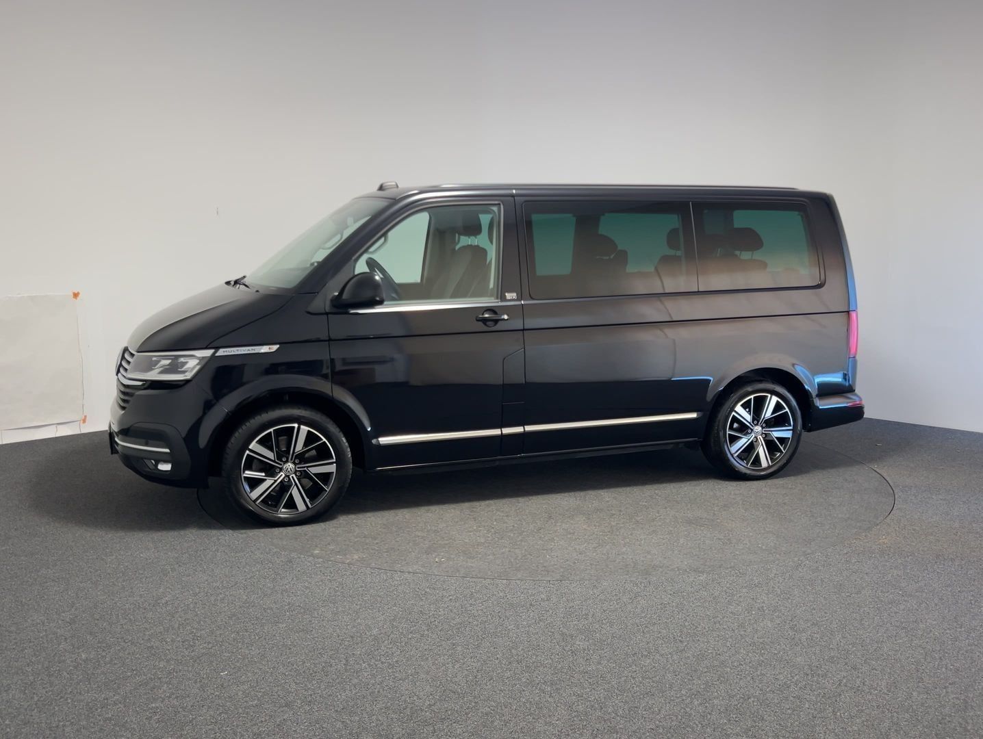 Volkswagen T6.1 Multivan 2.0 TDI DSG Generation Six foto 5