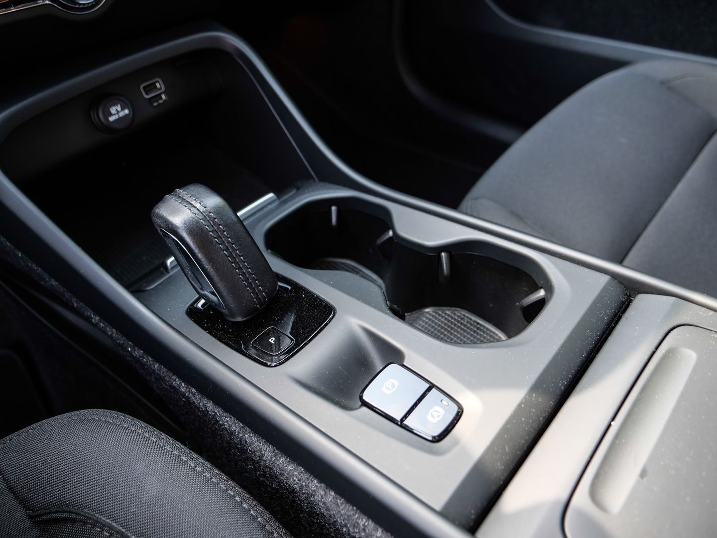 Volvo XC40 Momentum Pro 2WD T3 EU6d Navi Digitales Coc foto 13