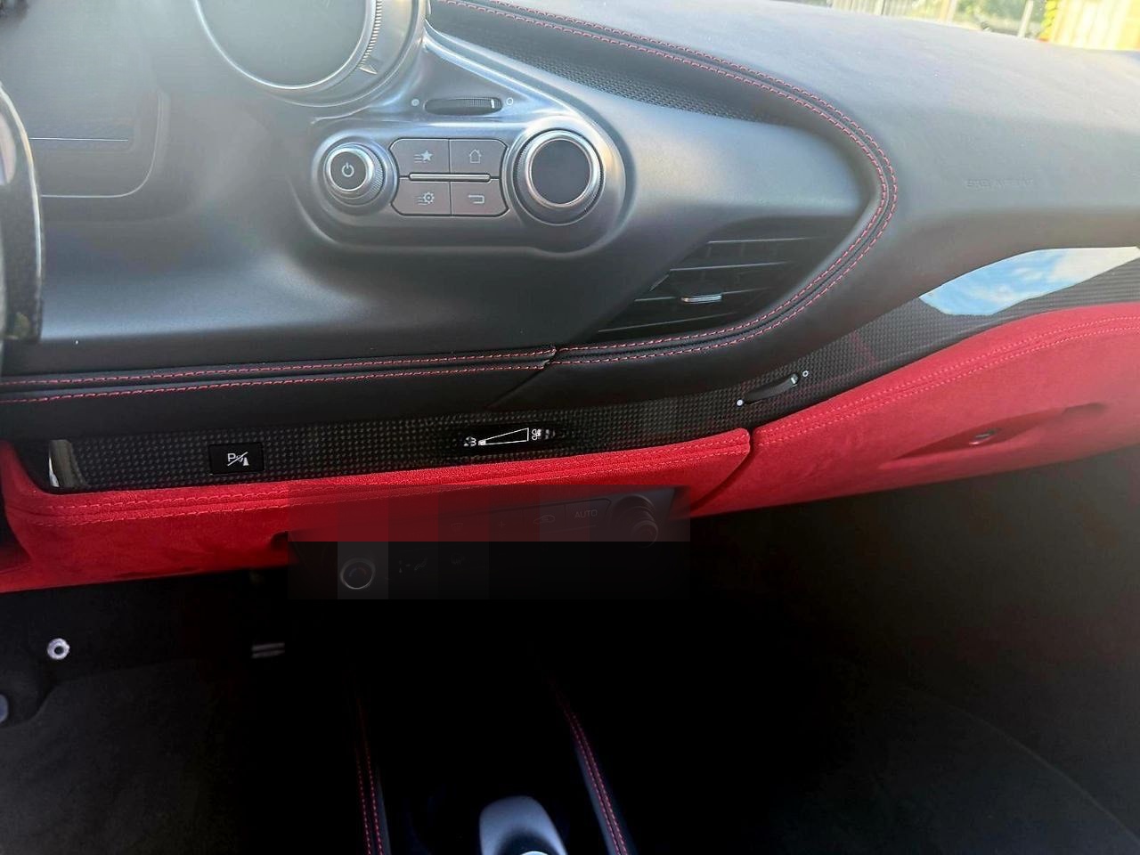 Ferrari F8 Tributo Coupé DCT foto 17