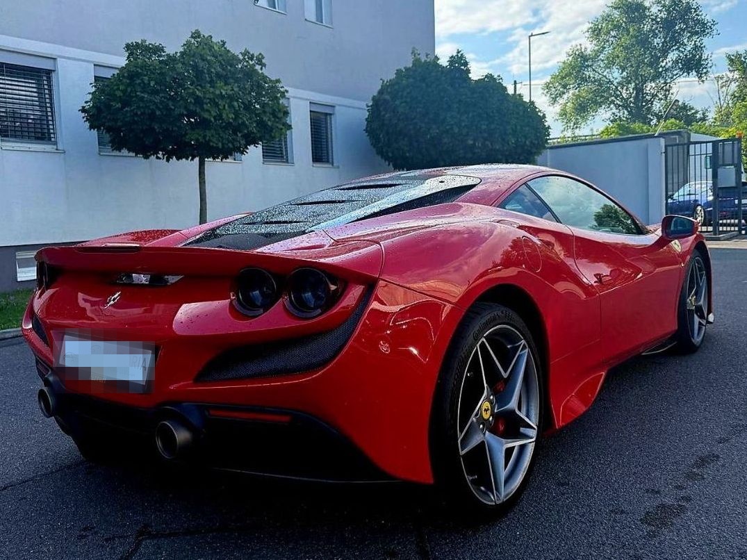 Ferrari F8 Tributo Coupé DCT foto 3