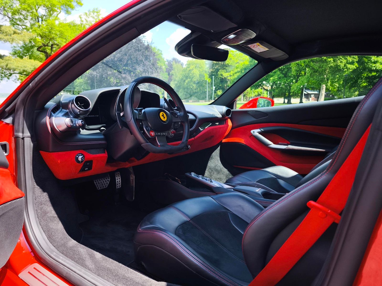 Ferrari F8 Tributo Coupé DCT foto 9