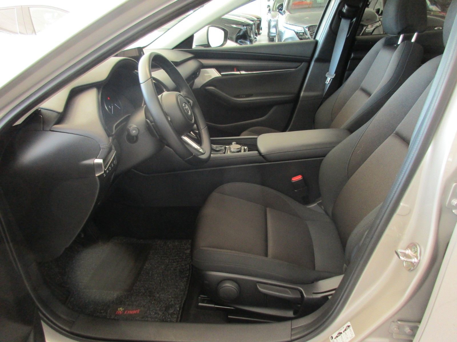 Mazda 3 e-SKYACTIV G 150 Drive Exclusive/Limo foto 7