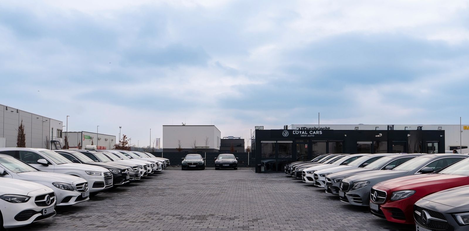 BMW X4 M40 d*VOLL*PANO*HUD*360*LED*MEMORY*CARBON*21z foto 3