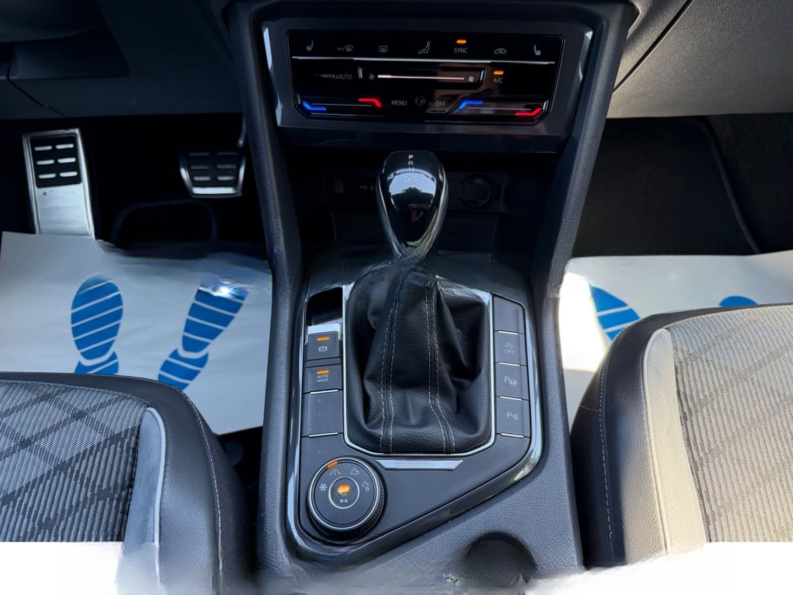 Volkswagen Tiguan Allspace R-Line 4Motion 7-SITZER-MATRIX foto 18