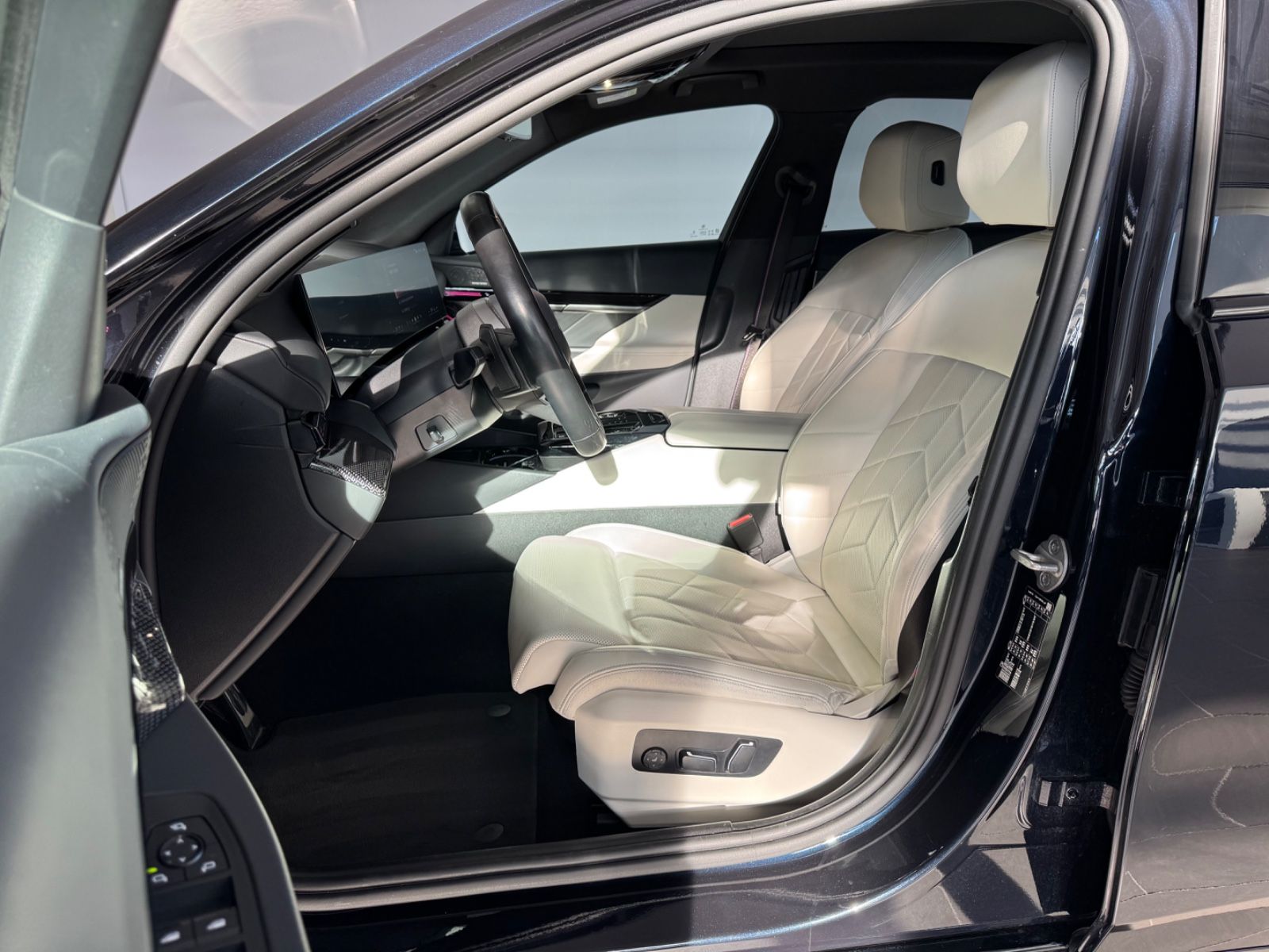 BMW 520d Limousine *M-Sport-PRO/PANO/H&K/ACC/HUD/DE* foto 10