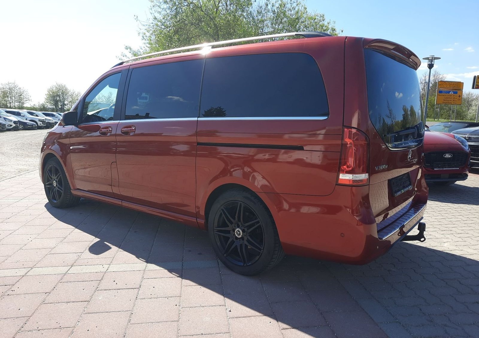 Mercedes-Benz V 300 d 4MATIC lang EDITION Avantgarde Edition foto 8