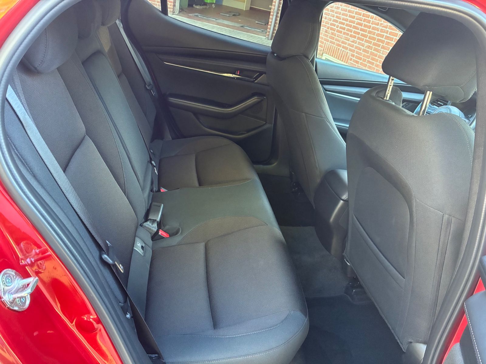 Mazda 3 2.5 e-SKYACTIV-G Centre-line DESIGN-PAKET  AT foto 22