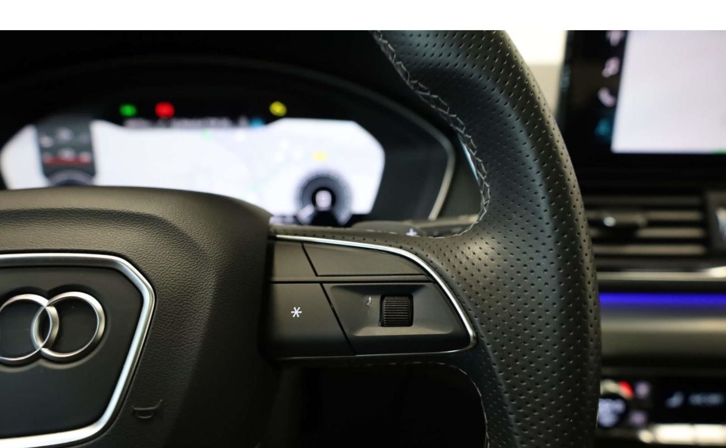 Audi Q5 55 TFSI e quattro foto 17