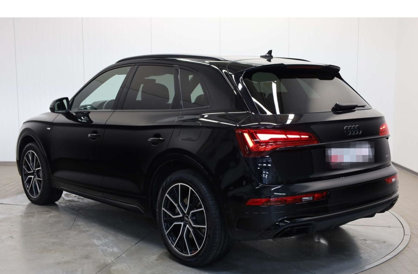 Audi Q5 55 TFSI e quattro foto 4