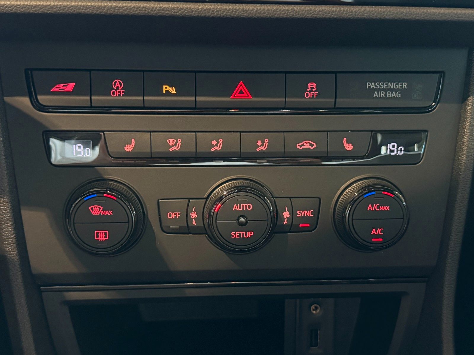 Seat Leon ST Cupra 290*Panorama*Soundsystem* foto 19