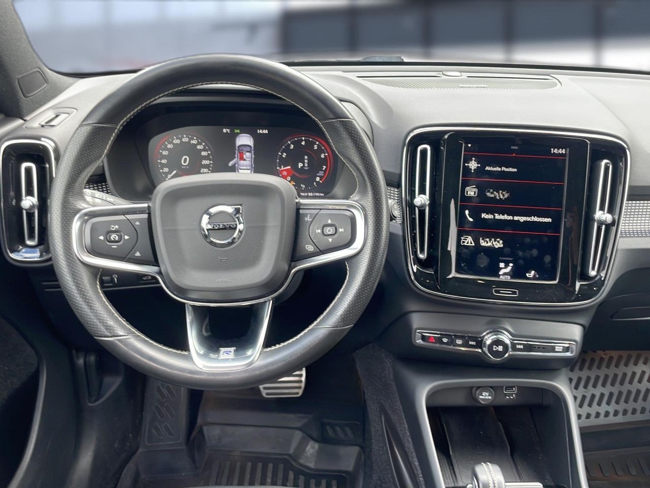 Volvo XC 40 R Design AWD Bluetooth Navi LED Vollleder foto 9