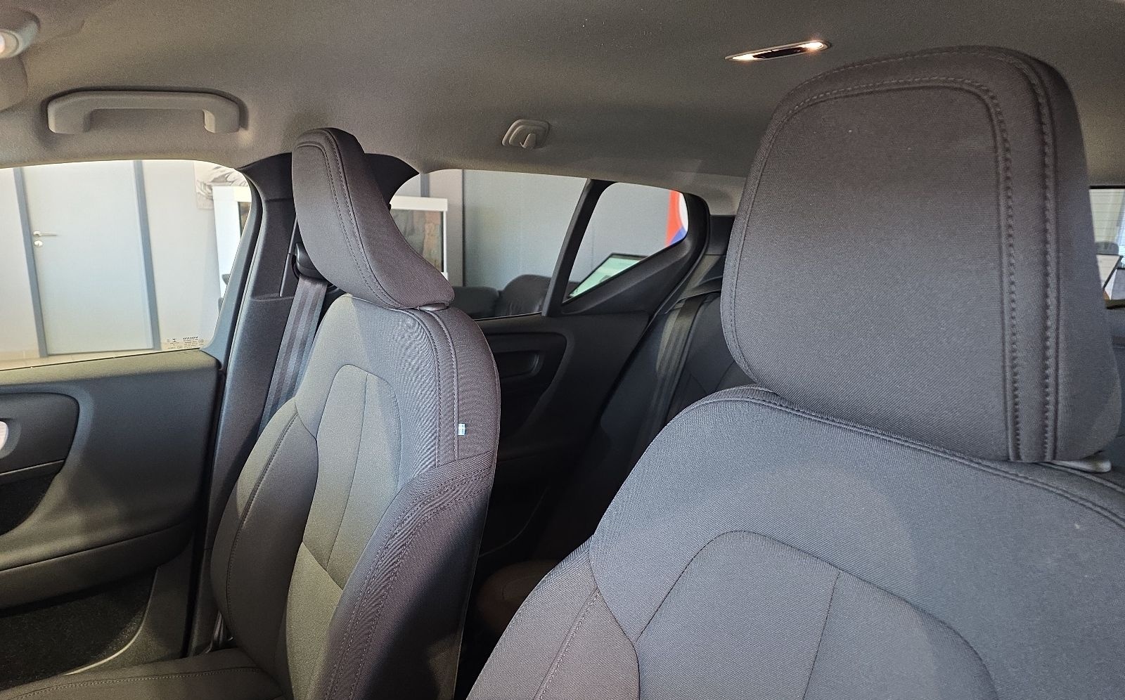 Volvo XC40 D3 Momentum Pro ACC BLIS Kamera LED Navi foto 20