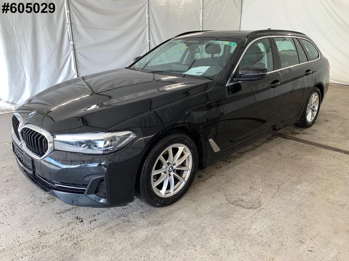 BMW 520d T COCKP-PRO LEDER ACC KAMERA