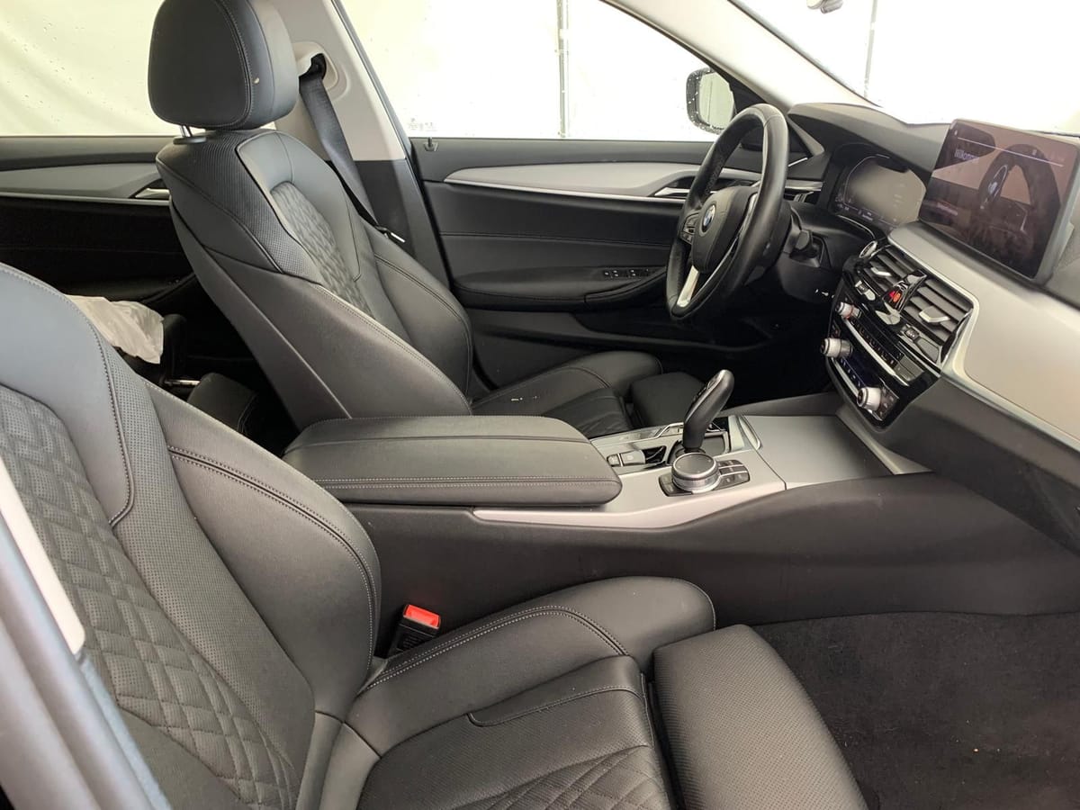 BMW 520d T COCKP-PRO LEDER ACC KAMERA foto 3