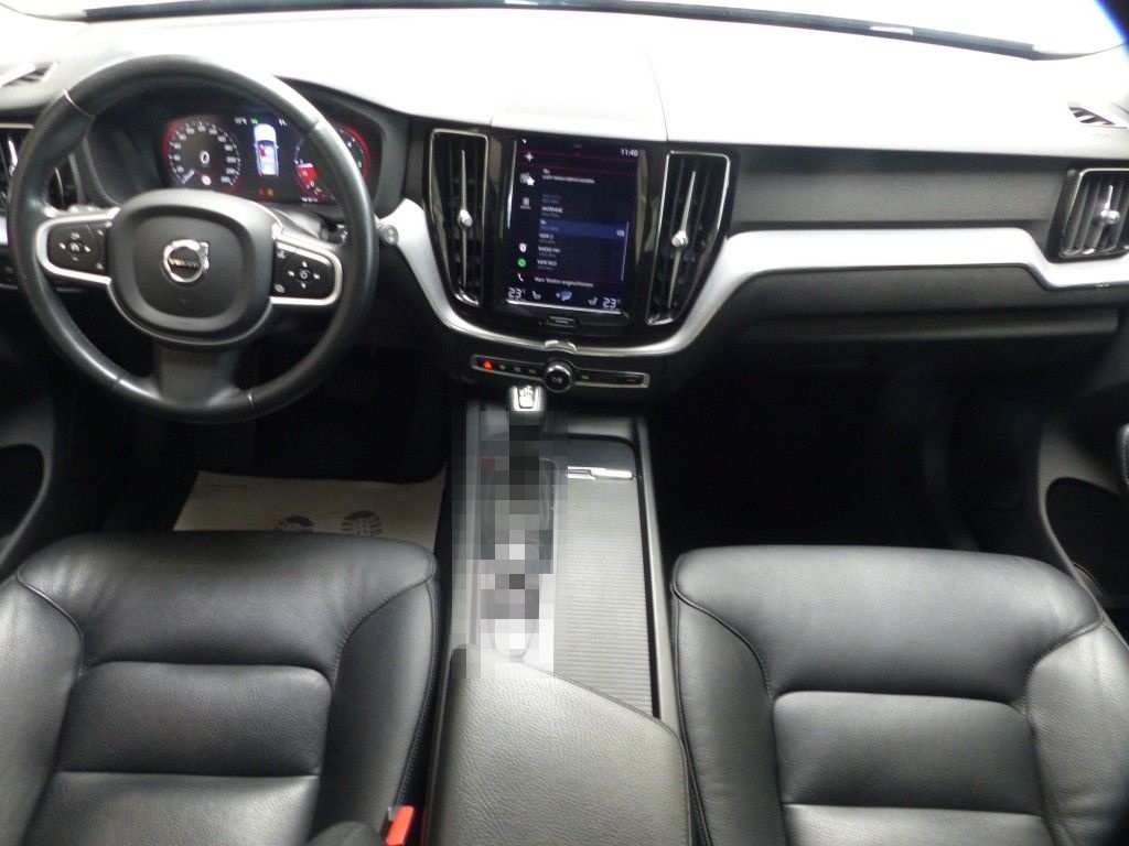 Volvo XC60 Momentum Pro 2WD Leder+AHK+LED+Cam+Sound foto 17