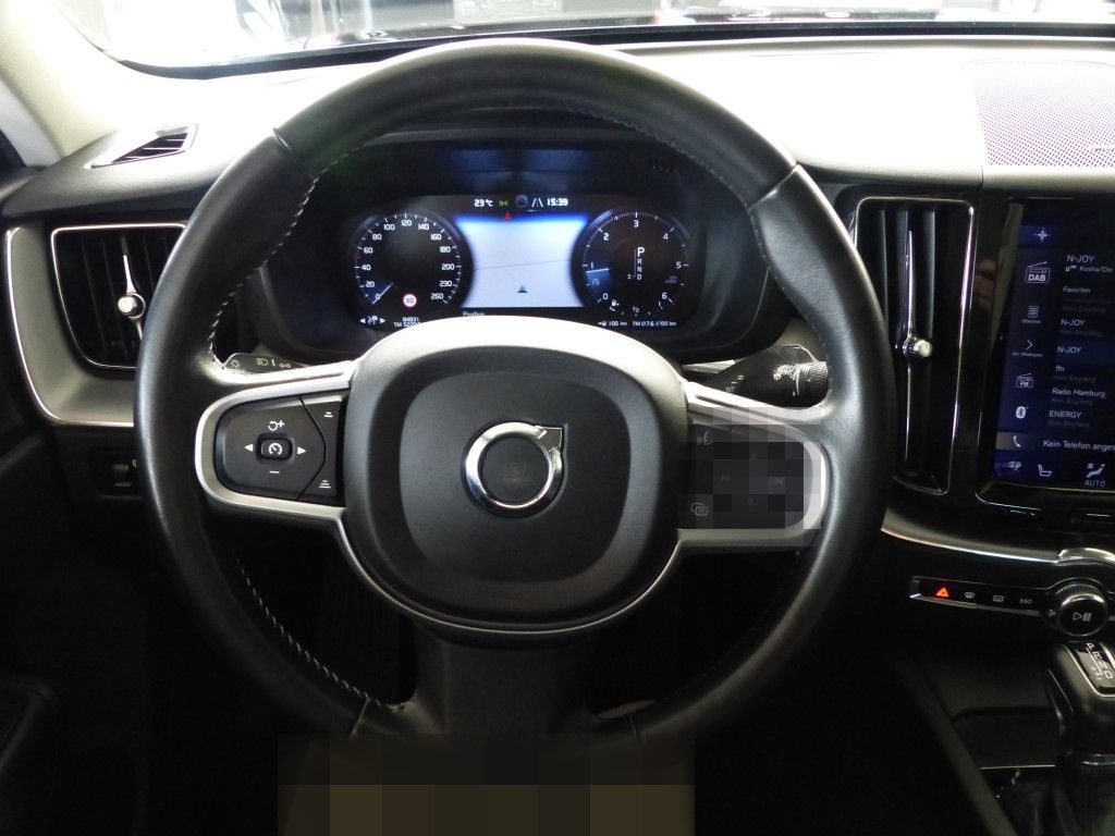 Volvo XC60 Momentum Pro 2WD Navi+LED+Harman+Totw+PDC foto 15