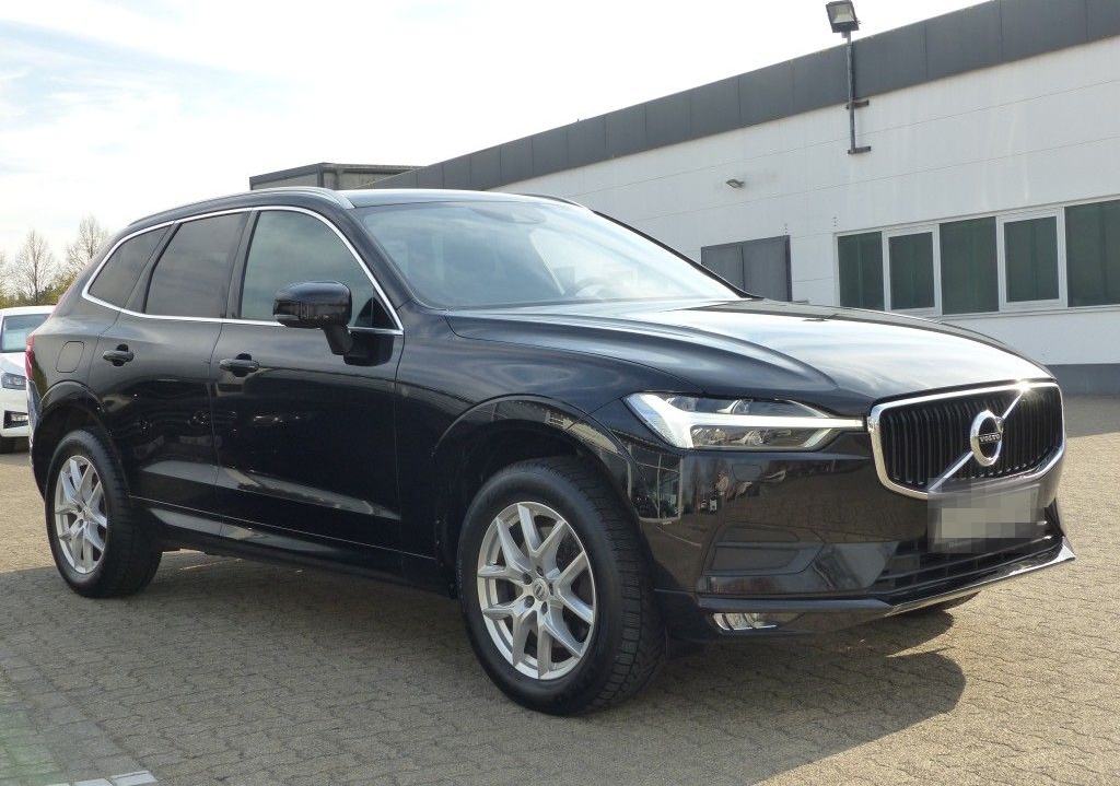 Volvo XC60 Momentum Pro 2WD Navi+LED+Harman+Totw+PDC foto 3