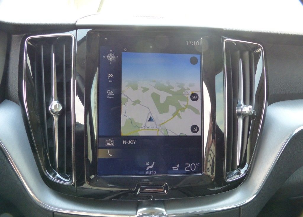 Volvo XC60 Momentum Pro 2WD Navi+LED+Harman+Totw+PDC foto 10