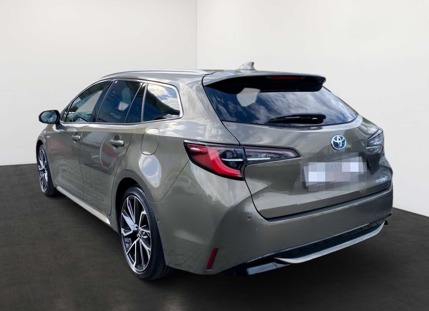 Toyota Corolla Touring Sports 2.0 Hybrid Lounge KAMERA  foto 2