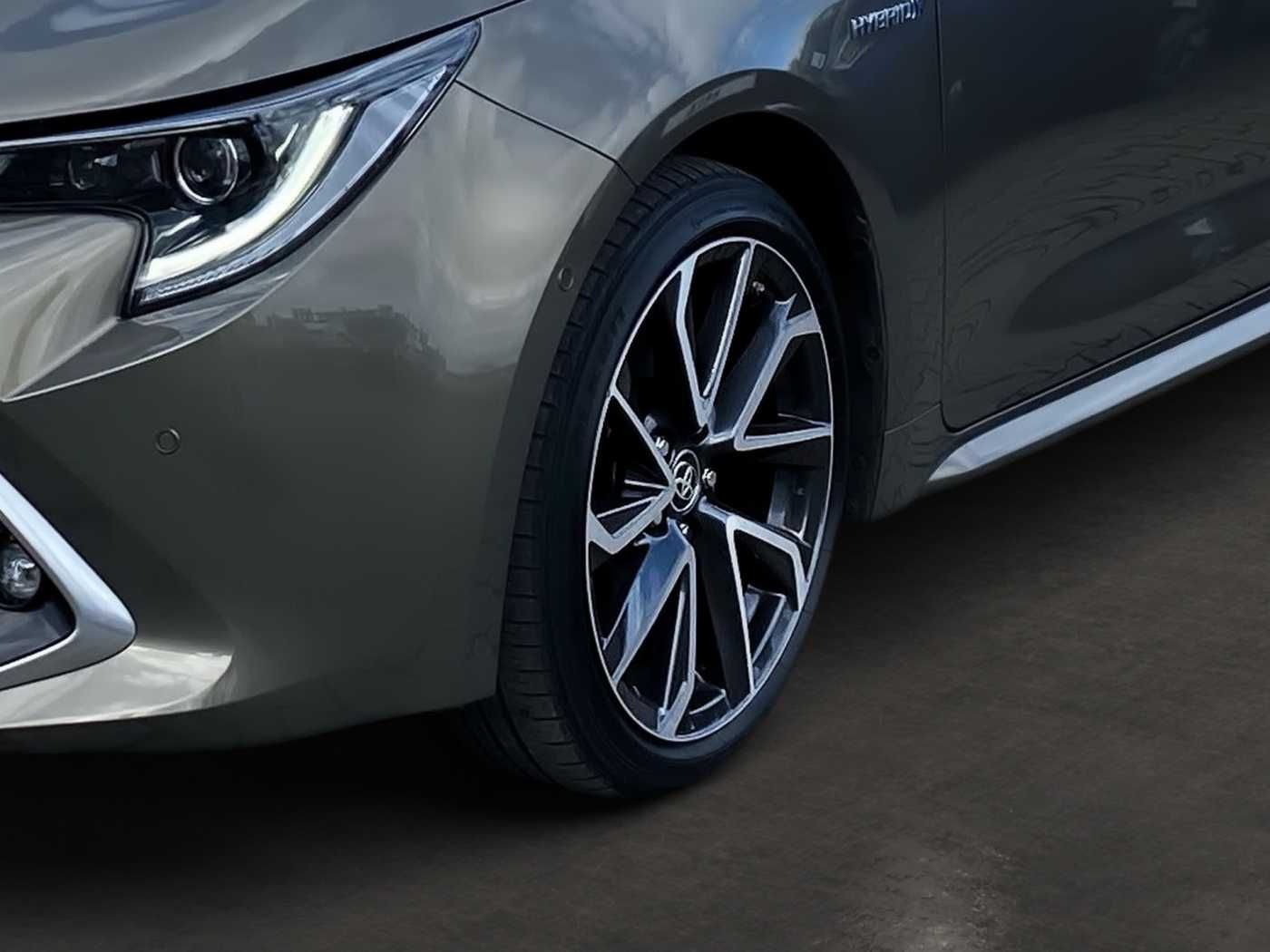 Toyota Corolla Touring Sports 2.0 Hybrid Lounge KAMERA  foto 13