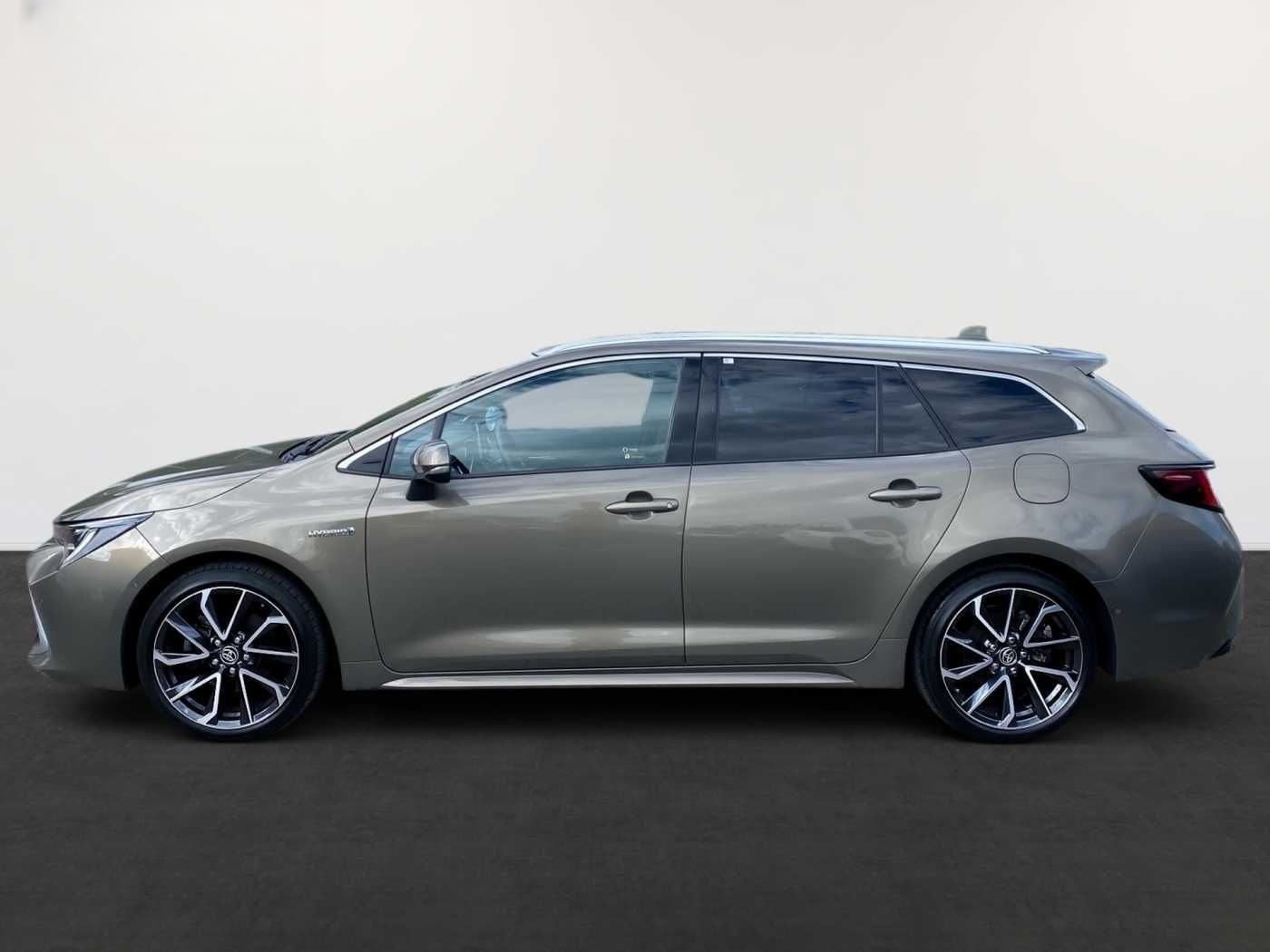 Toyota Corolla Touring Sports 2.0 Hybrid Lounge KAMERA  foto 3