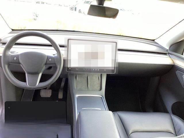 Tesla Model Y Long Range AWD foto 14
