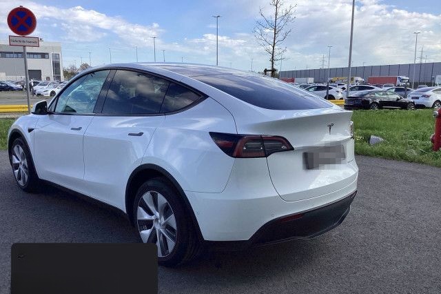 Tesla Model Y Long Range AWD foto 5