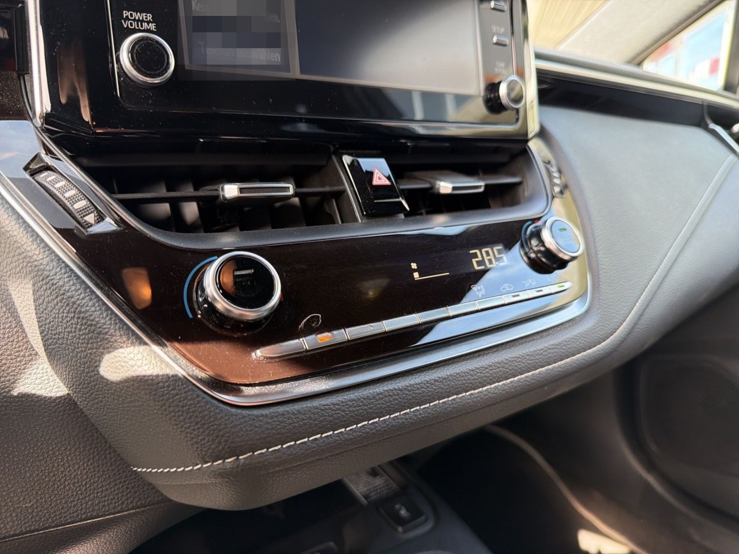 Toyota Corolla 2.0 Hybrid Touring Sports Club+LED+Klima foto 16
