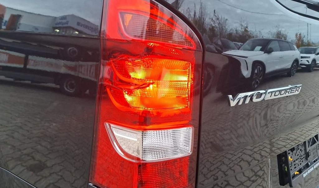 Mercedes-Benz VITO 116 TOURER NEUES MODELL AHK 2,5t KAM NAVI foto 11
