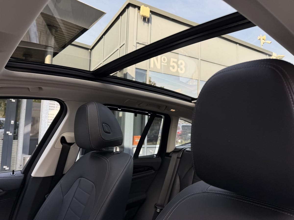BMW X3 xDrive30d Luxury Line Head-Up AHK Pano DA+ PA foto 18