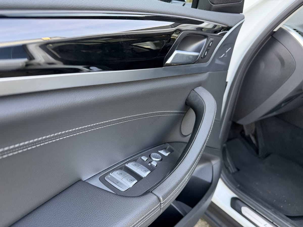 BMW X3 xDrive30d Luxury Line Head-Up AHK Pano DA+ PA foto 10