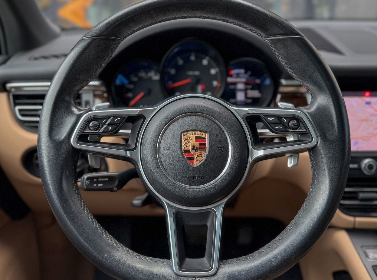 Porsche Macan 245 PS-1.HAND-ALLRAD-KAM-PANO-AHK-MÜNCHEN foto 13