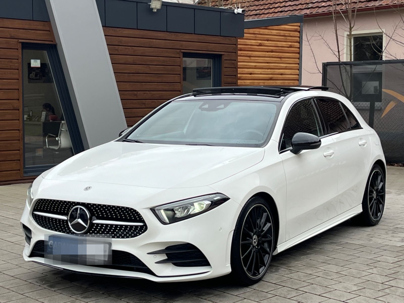 Mercedes-Benz A 200 d AMG LED*KAM*PANO*WIDE*NIGHT*BURMESTER foto 7