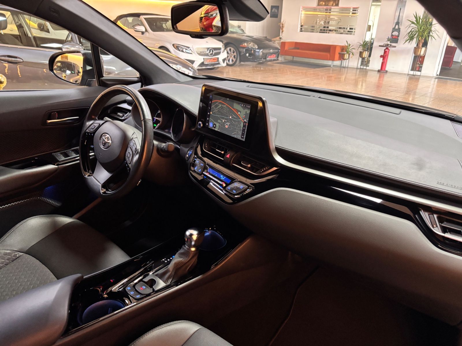 Toyota C-HR Hybrid Team D foto 16