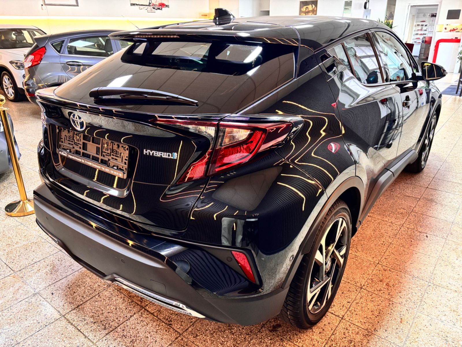 Toyota C-HR Hybrid Team D foto 5