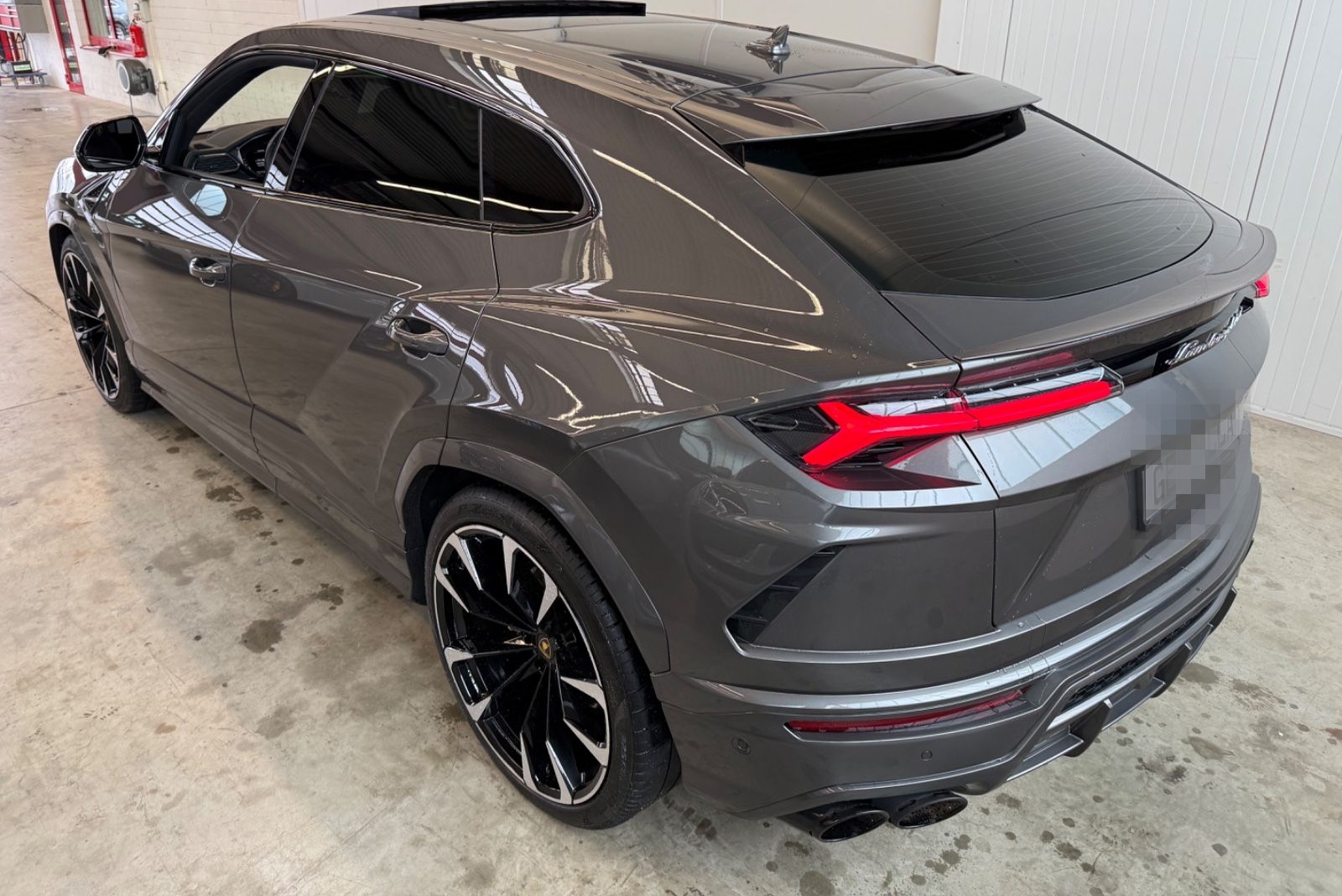 Lamborghini URUS, BIG CABRON INTERIEUR, Q-CITURA, PANO foto 17