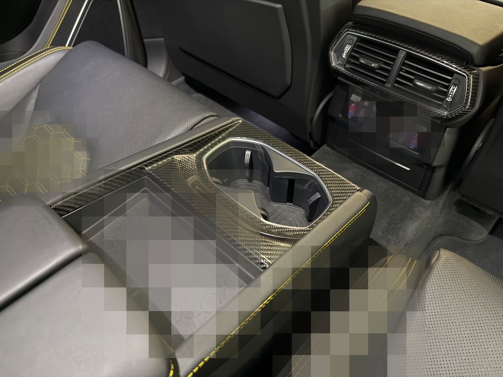 Lamborghini URUS, BIG CABRON INTERIEUR, Q-CITURA, PANO foto 20