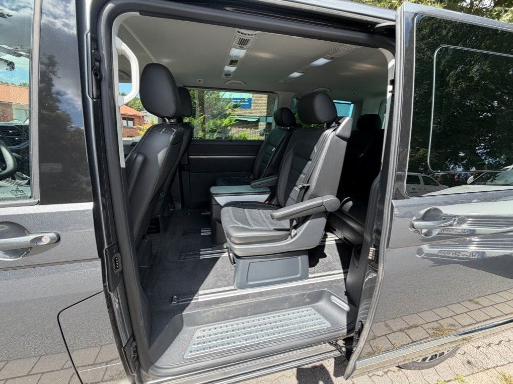 Volkswagen Multivan 4MOTION Highline foto 7