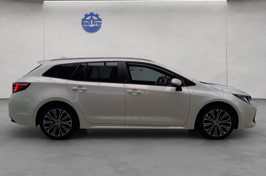 Toyota Corolla 2.0 Hybrid Touring Sports Team Deutschla foto 7