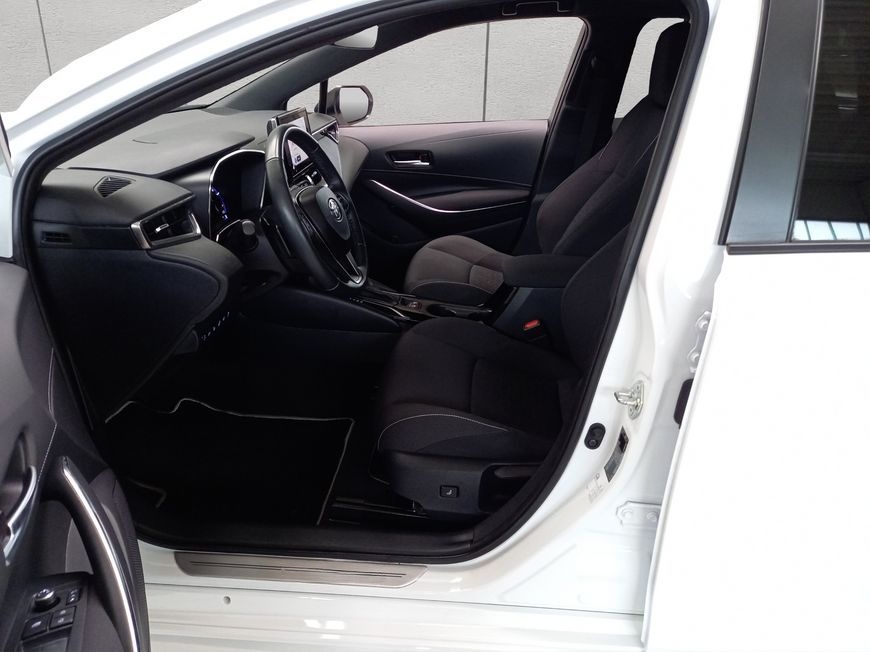 Toyota Corolla 2.0 Hybrid Touring Sports Team Deutschla foto 10