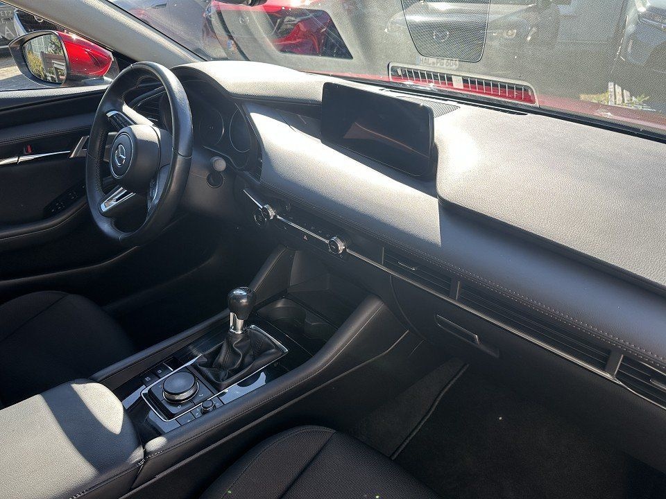 Mazda 3 2.0L e-SKYACTIV G 150ps EXCLUSIVE foto 8