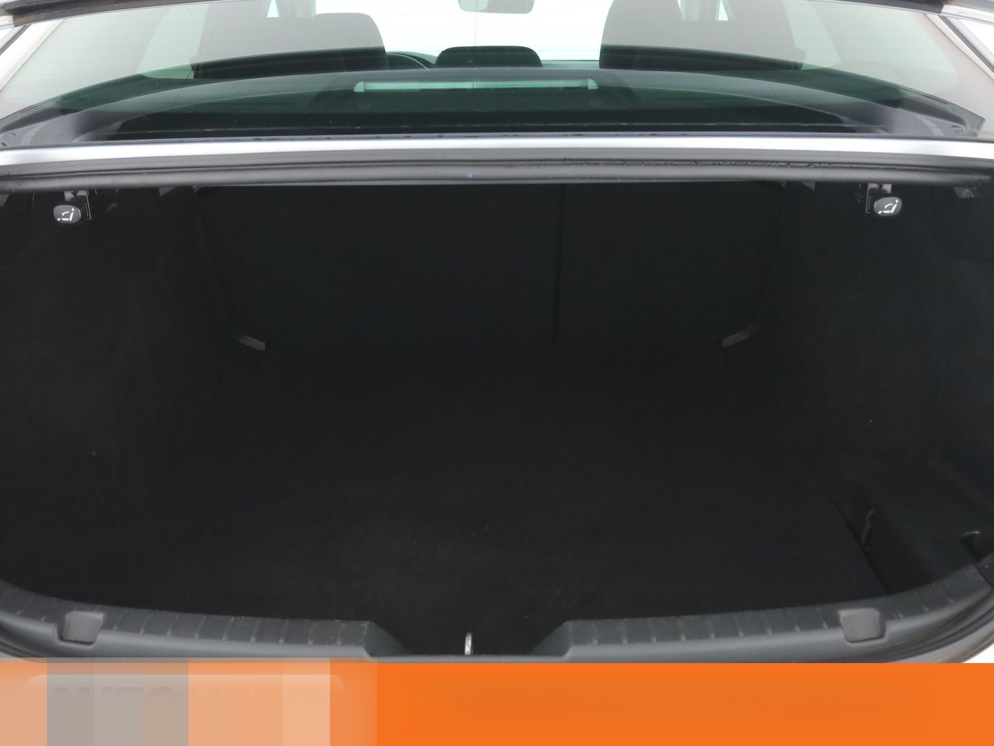 Mazda 3 2.0 Skyactiv-X Selection *NAVI*LED*ACC*PDC*SHZ foto 18