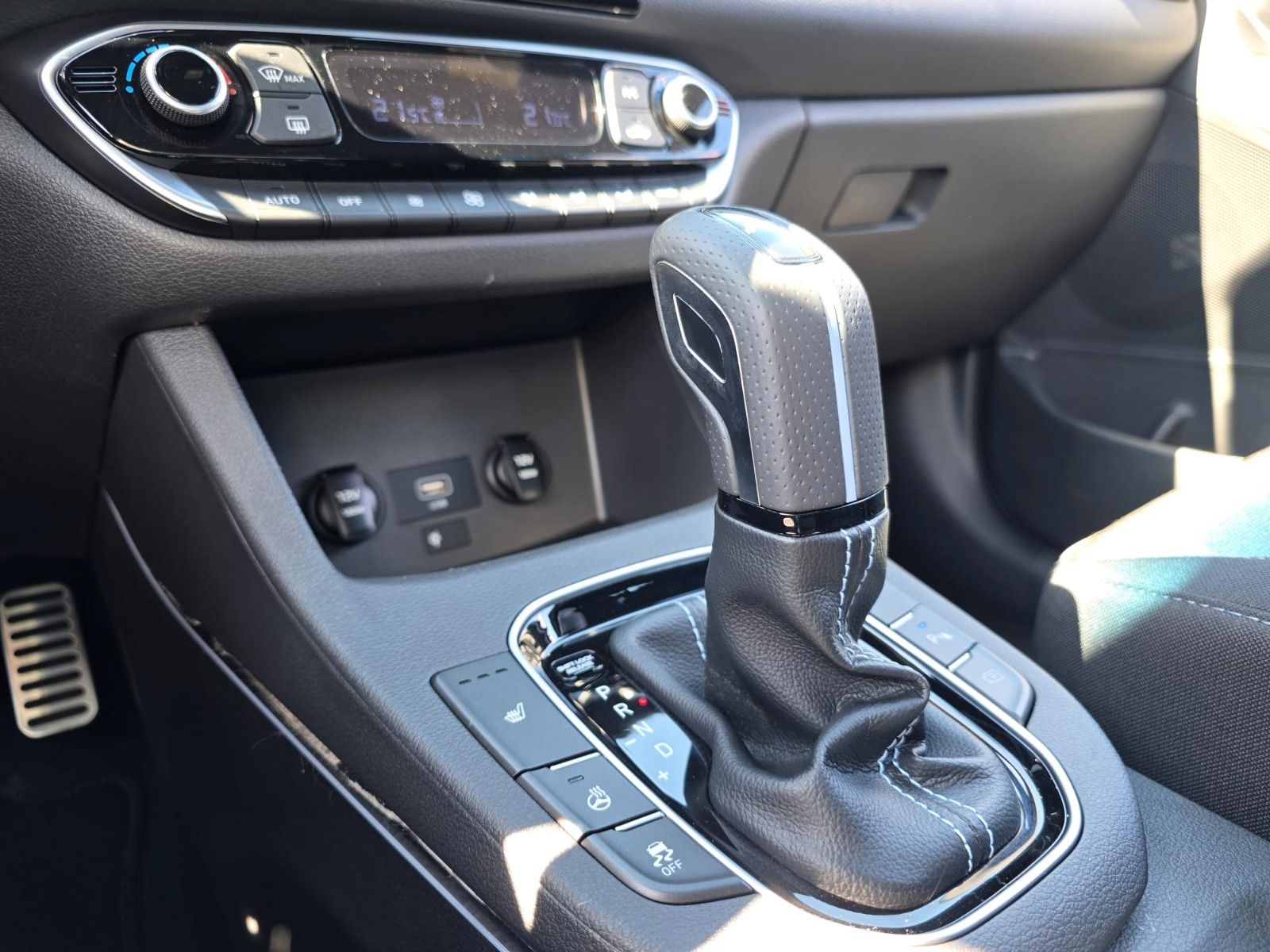Hyundai i30 Fastback N Performance NAVI,KAMERA,1.HAND foto 12