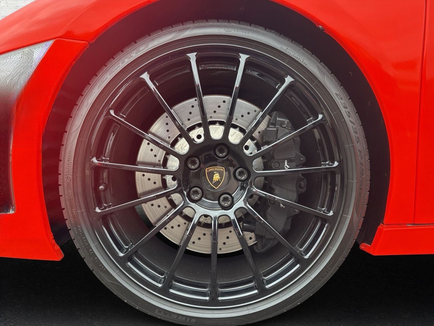 Lamborghini Gallardo LP560-4 Bicolore 1 von 250 Stk. in Bian foto 6
