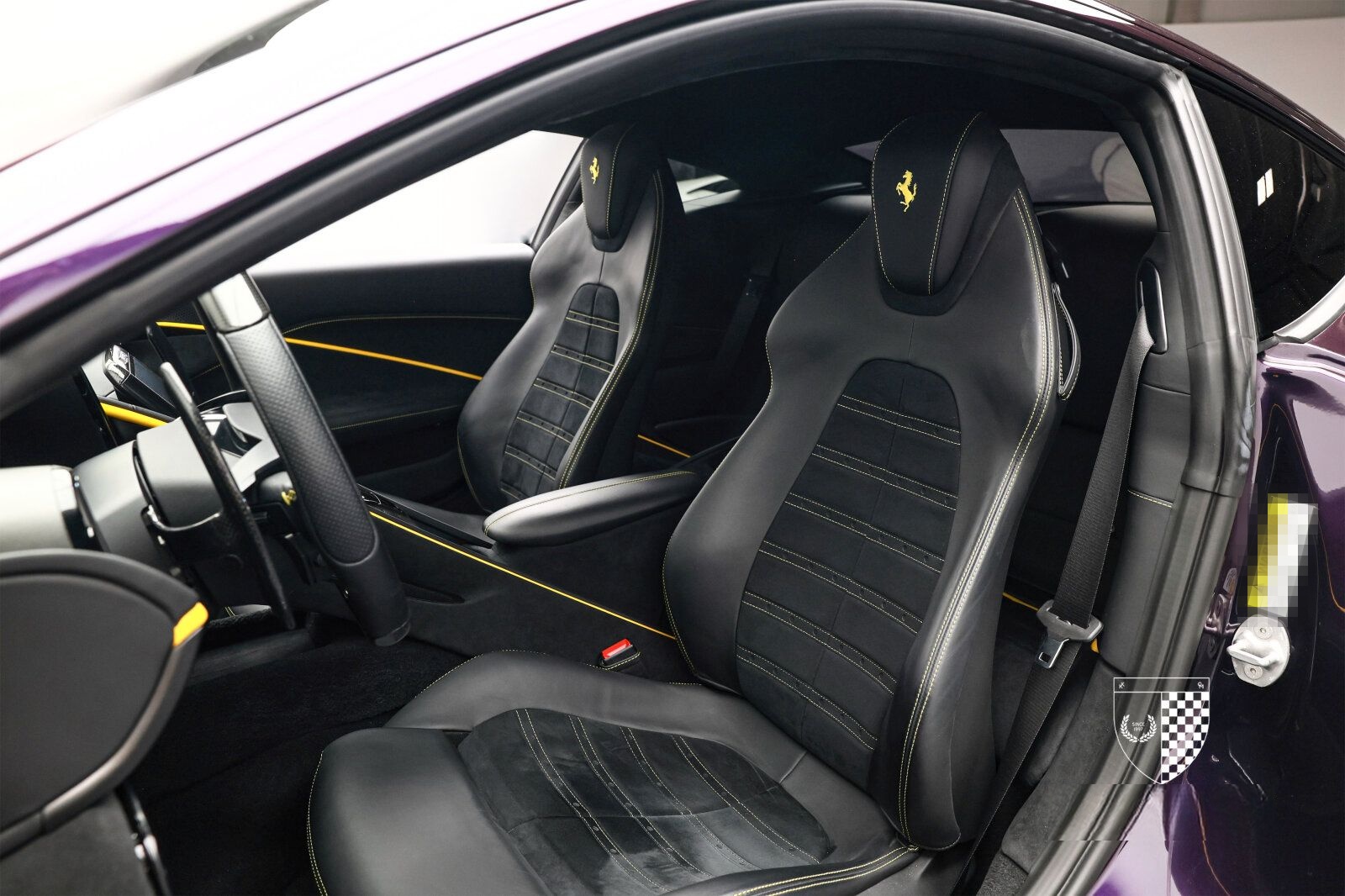 Ferrari Roma FullCarbon/ViolaHongkong/Passenger/JBL foto 21