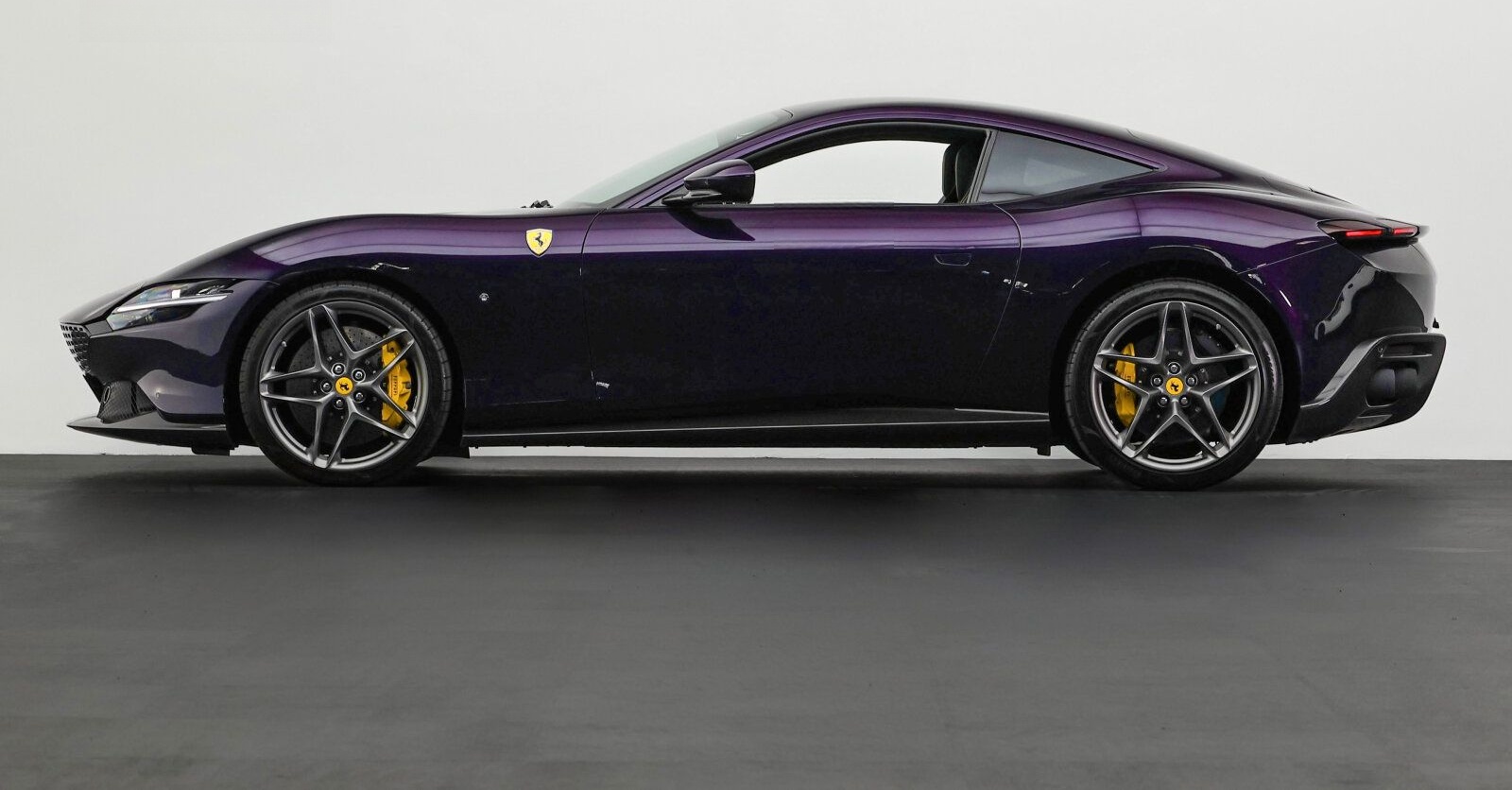 Ferrari Roma FullCarbon/ViolaHongkong/Passenger/JBL foto 4