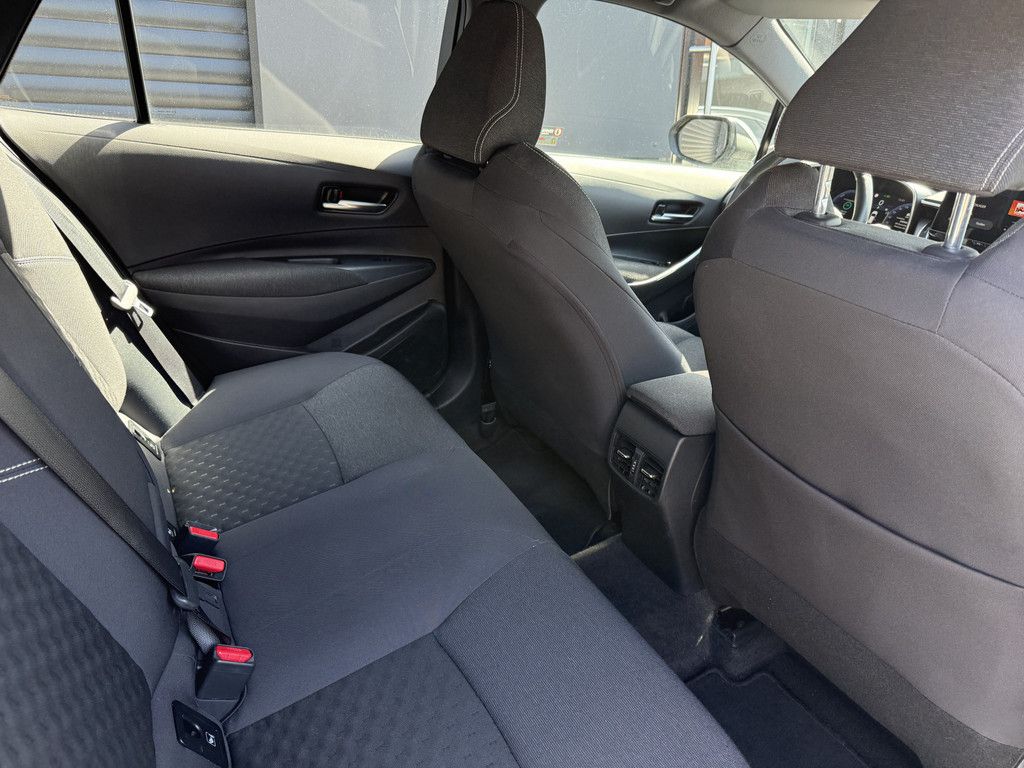 Toyota Corolla Touring Sports 1.8 Hybrid Business Editi foto 18
