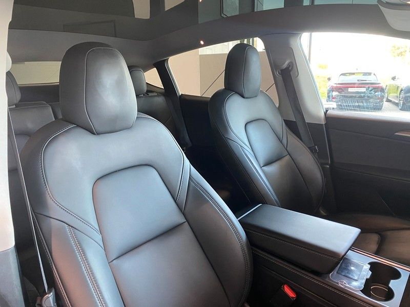 Tesla Model Y AWD Long Range Dual Motor Enh.Autopilot foto 20