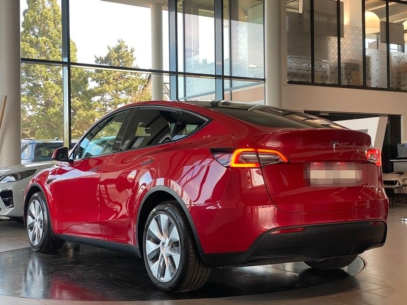 Tesla Model Y AWD Long Range Dual Motor Enh.Autopilot foto 3